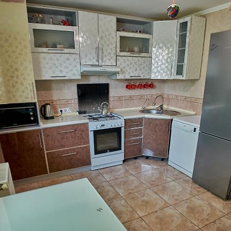 Vacation Home Lubov Kamianets-Podilskyi Εξωτερικό φωτογραφία
